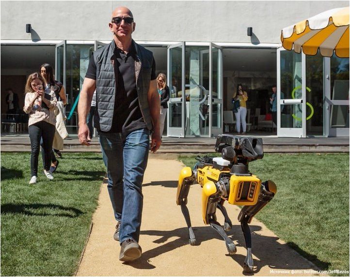 Robot Spotmini e Jeff Bezos