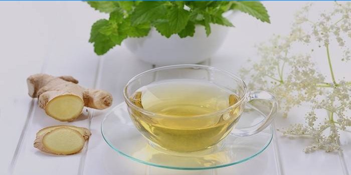 Rimedio popolare per la perdita di peso durante la menopausa - tè allo zenzero