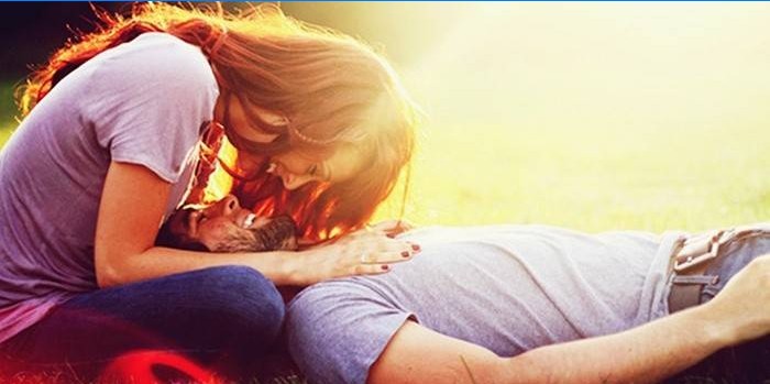I sentimenti sinceri fanno sì che gli uomini si prendano cura di loro