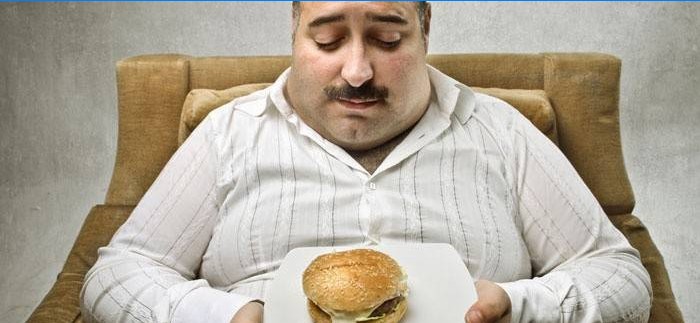 La grande pancia è un problema maschile comune