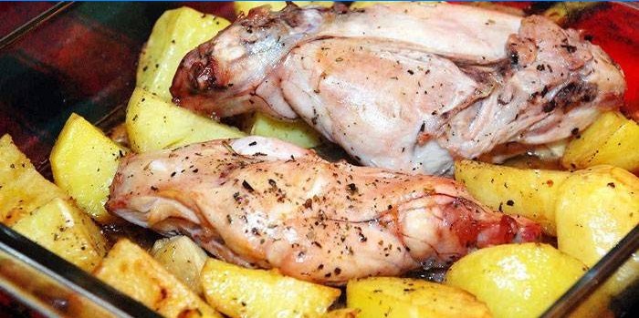 Coniglio al forno con patate