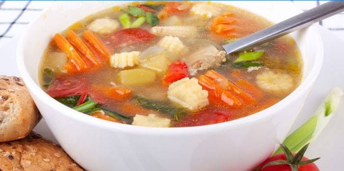 Zuppa dimagrante di sedano e verdure