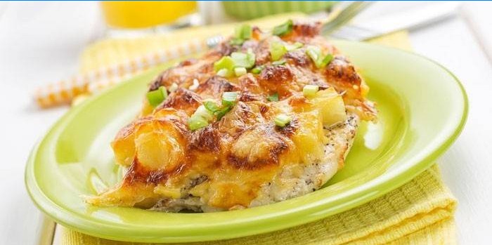 Con Ananas E Formaggio