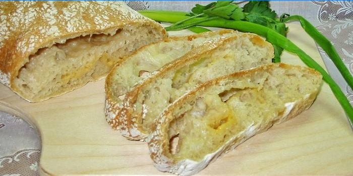 Pane italiano con formaggio