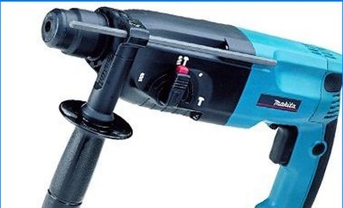 Martello perforatore Makita HR2450