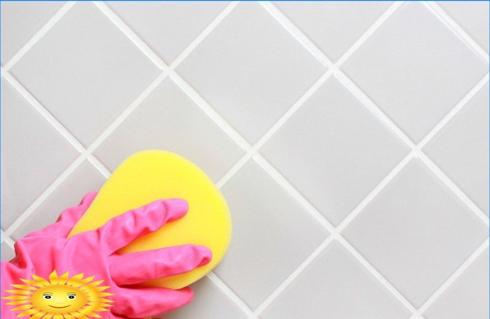 Come pulire le cuciture tra le piastrelle del bagno