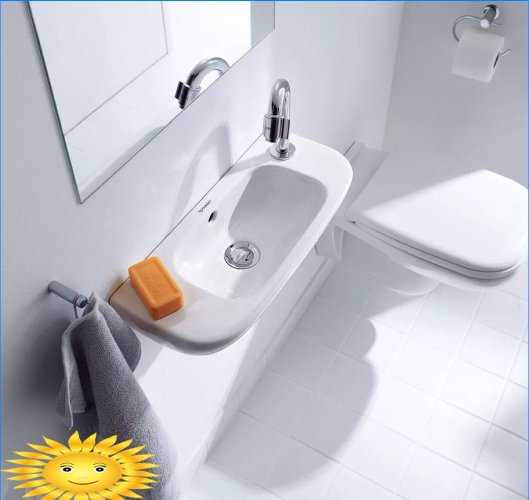 Mini-lavandini all'interno del bagno e della toilette