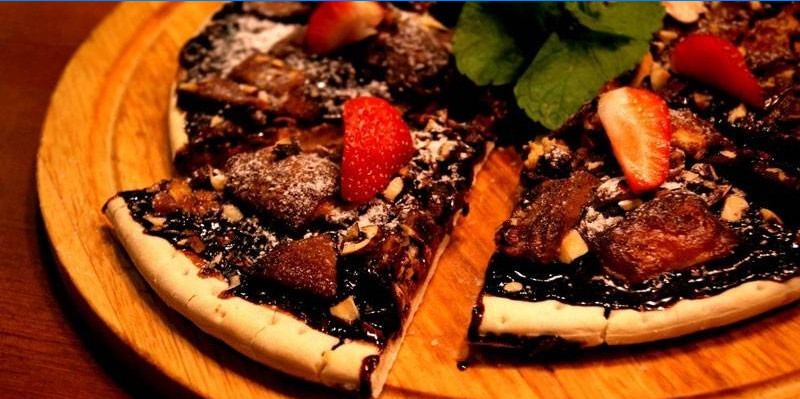 Pizza al cioccolato