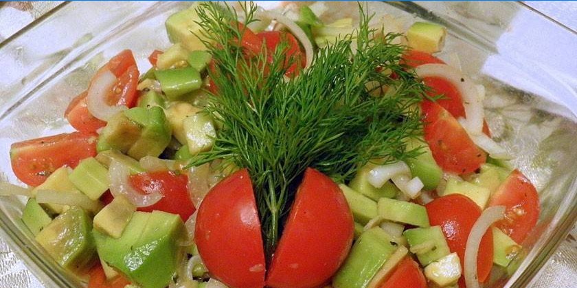 Insalata di avocado e pomodoro