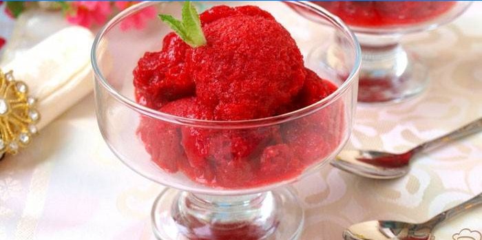 Sorbetto alla fragola