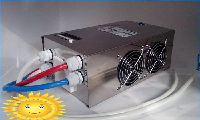 Convertitore di tensione fai-da-te da 12 a 220 e da 220 a 12 volt