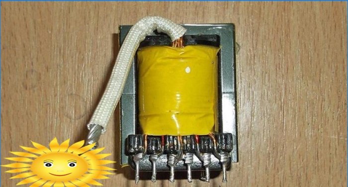 Trasformatore da un alimentatore per computer