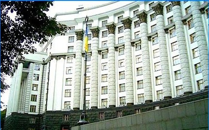 La costruzione del Consiglio dei commissari del popolo del SSR ucraino