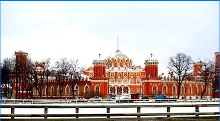 Palazzo di viaggio Petrovsky a Mosca