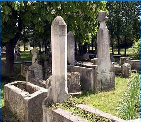 Cimitero di Khan