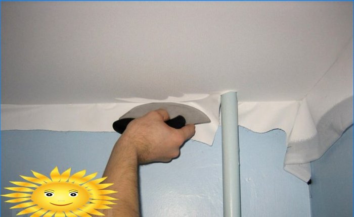Installazione di un soffitto in tessuto