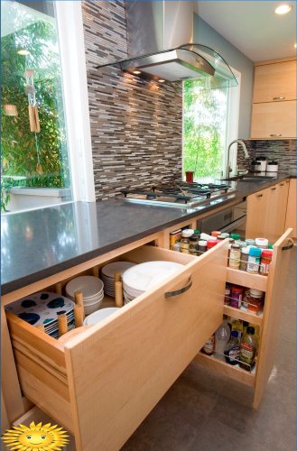 Tre aree di stoccaggio in cucina: come posizionare tutto correttamente