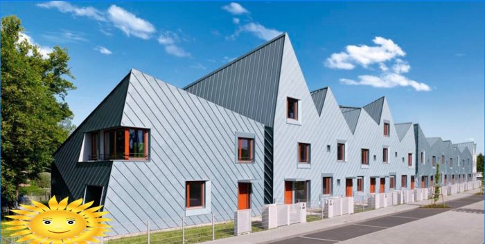 Costruzione e installazione di coperture con giunti a doppia aggraffatura