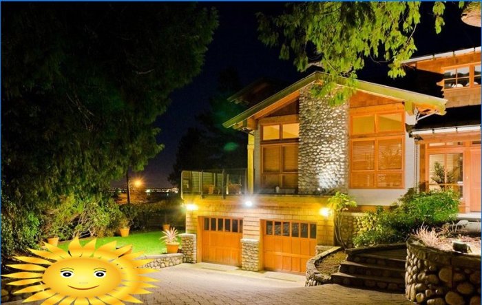 Illuminazione al cottage estivo