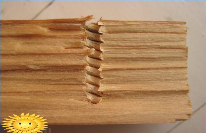 Filetto interno in legno realizzato con una vite autofilettante