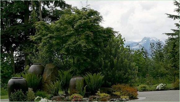 Idee per giardini fioriti da un noto designer