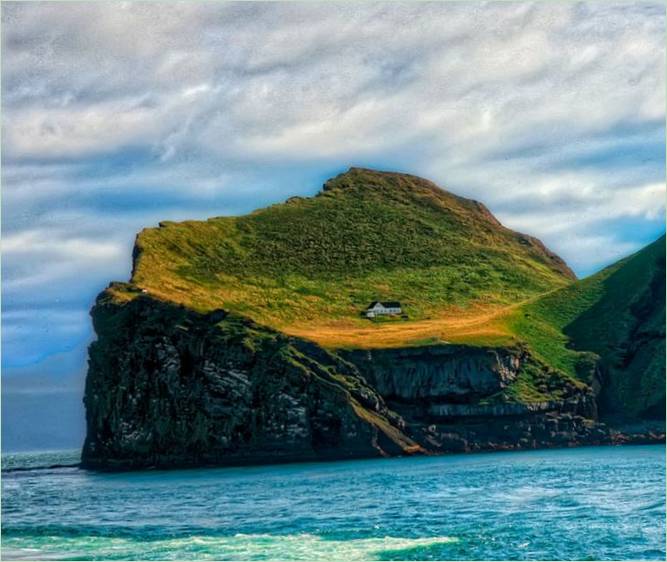 Una casa isolata in Islanda