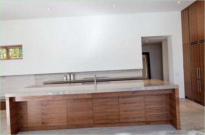 Residenza Carling nel bosco di TACT Architecture