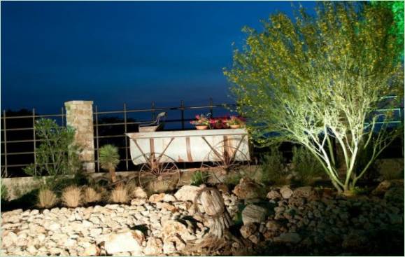 Illuminazione del giardino