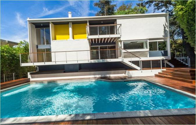 Terrazze moderne per piscine - Foto 21