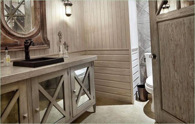 Motivi rustici in bagno