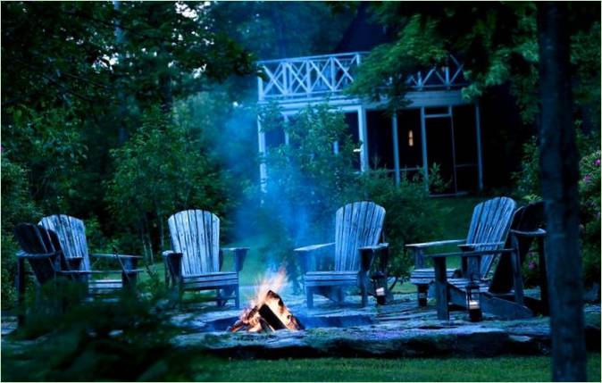 L'interno della casa di caccia Fitch Bay Cabin in Quebec