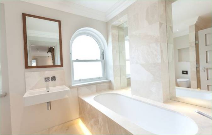 Design d'interni di lusso per il bagno