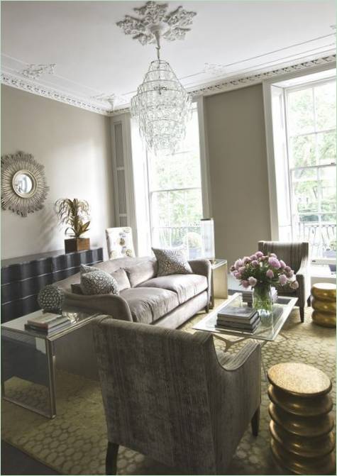 L'originale design degli interni del soggiorno di una villa a Londra