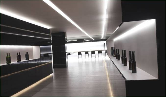 L'enoteca contemporanea Vegamar Selección, un progetto di Fran Silvestre Arquitectos, Valencia, Spagna