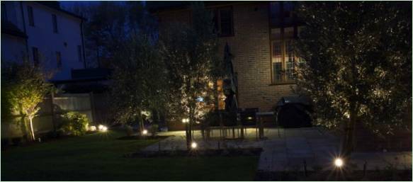 Illuminazione del giardino