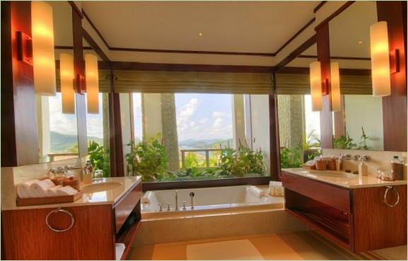 Accessori per il bagno in legno