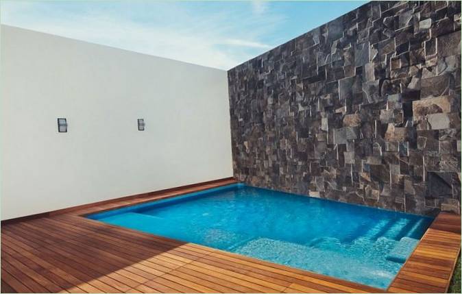 Cortile della piscina della Residencia R35 in Messico
