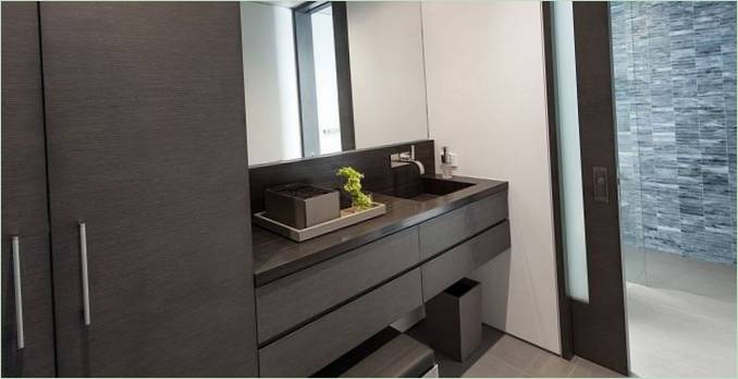 Mobili da bagno scuri