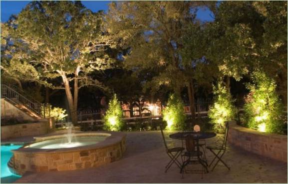 Illuminazione del giardino