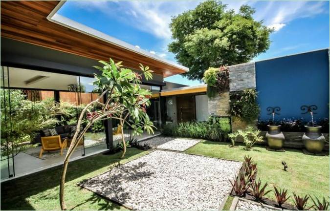 Casa ME in Brasile