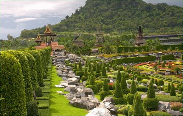 Parco tropicale di Nong Nooch in Thailandia