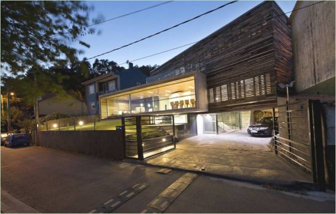 Casa Dezanove casa moderna di A Pobra do Caramiñal & Iñaki Leite, Spagna