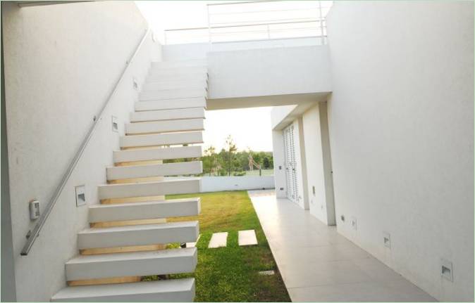 Scala esterna per il primo piano