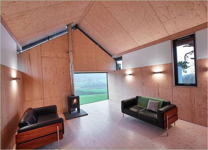 Design degli interni del soggiorno della casa di campagna