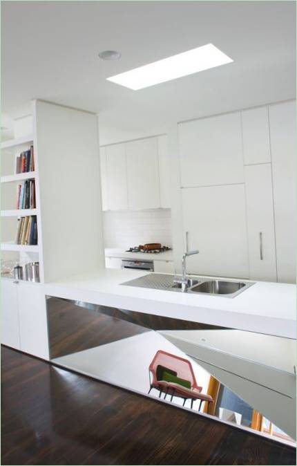 Cucina di una piccola residenza a Melbourne