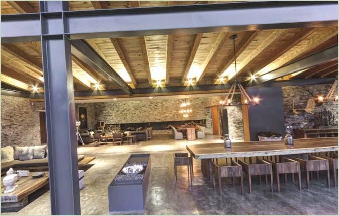 Arredamento elegante del soggiorno