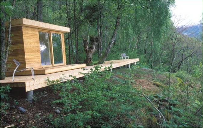 Cabina nel bosco dello studio di design Todd Saunders in Norvegia