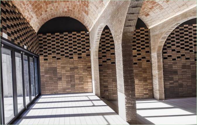 Rivestimento architettonico: archi in mattoni