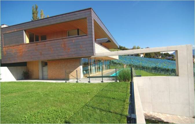 Il prato sopra il garage