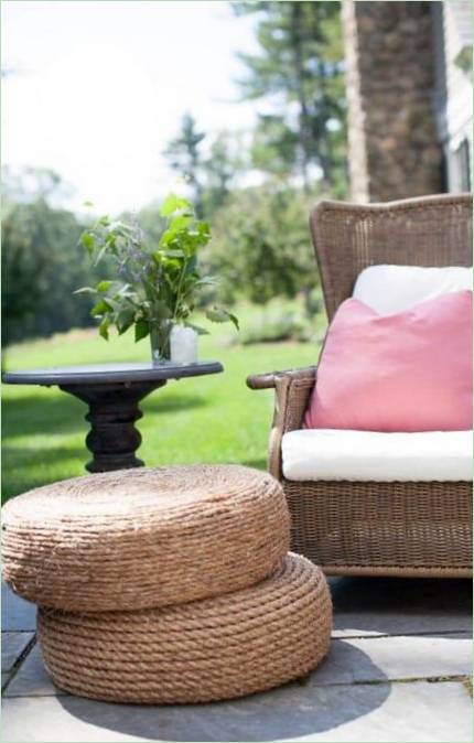 Idee per l'arredamento della casa estiva: pouf Tire